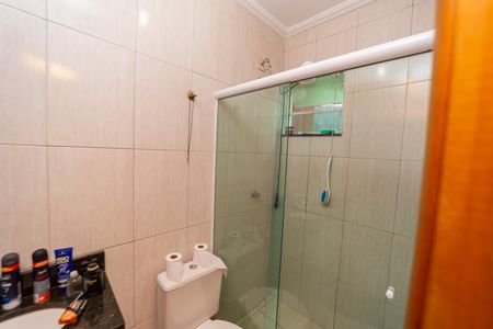 Casa à venda com 175m², 2 quartos e 2 vagasBanheiro do Quarto 2