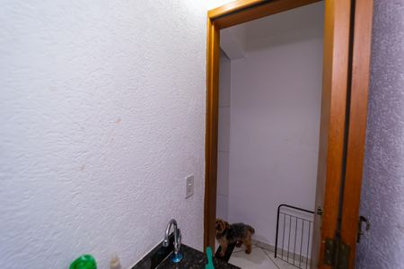 Casa à venda com 175m², 2 quartos e 2 vagasLavabo