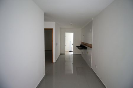 Casa de condomínio para alugar com 42m², 2 quartos e 1 vaga Casa de condomínio para alugar com 42m², 2 quartos e 1 vagaSala