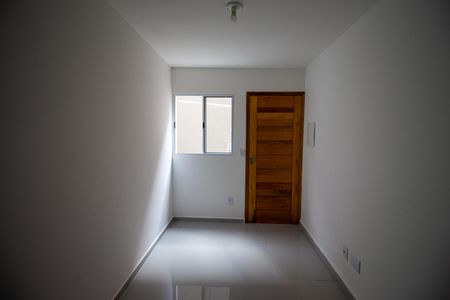 Casa de condomínio para alugar com 42m², 2 quartos e 1 vaga Casa de condomínio para alugar com 42m², 2 quartos e 1 vagaSala