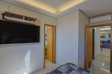 Apartamento à venda com 184m², 3 quartos e 2 vagas Apartamento à venda com 184m², 3 quartos e 2 vagasSuíte 2
