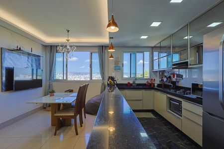 Apartamento à venda com 184m², 3 quartos e 2 vagas Apartamento à venda com 184m², 3 quartos e 2 vagasSala de Jantar