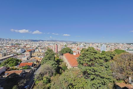 Apartamento à venda com 184m², 3 quartos e 2 vagas Apartamento à venda com 184m², 3 quartos e 2 vagasVista