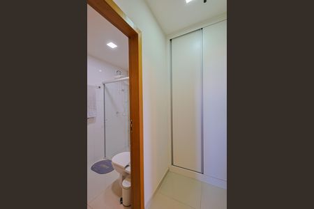 Apartamento à venda com 184m², 3 quartos e 2 vagas Apartamento à venda com 184m², 3 quartos e 2 vagasSuíte 3