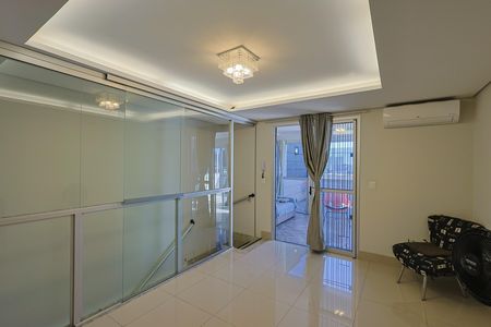 Apartamento à venda com 184m², 3 quartos e 2 vagas Apartamento à venda com 184m², 3 quartos e 2 vagasSala