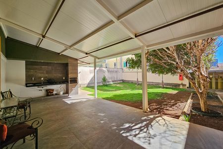 Apartamento à venda com 184m², 3 quartos e 2 vagas Apartamento à venda com 184m², 3 quartos e 2 vagasÁrea comum - Churrasqueira