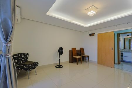 Apartamento à venda com 184m², 3 quartos e 2 vagas Apartamento à venda com 184m², 3 quartos e 2 vagasSala