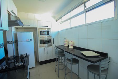 Apartamento à venda com 70m², 2 quartos e 1 vagaCozinha