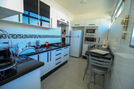 Apartamento à venda com 70m², 2 quartos e 1 vagaCozinha