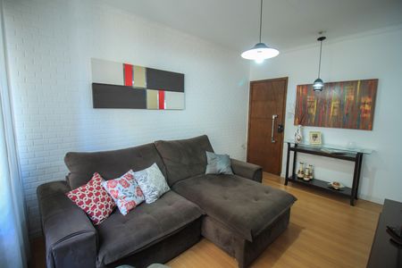 Apartamento à venda com 70m², 2 quartos e 1 vagaSala