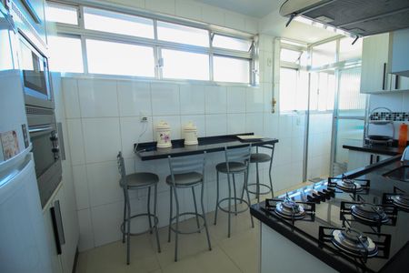 Apartamento à venda com 70m², 2 quartos e 1 vagaCozinha