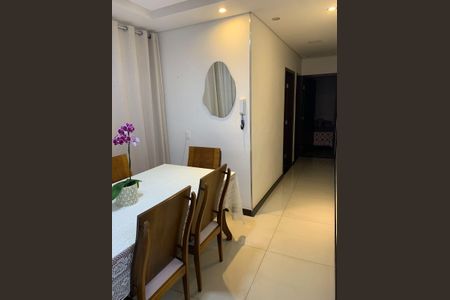 Apartamento à venda com 190m², 3 quartos e 1 vaga Apartamento à venda com 190m², 3 quartos e 1 vagaSala de Jantar