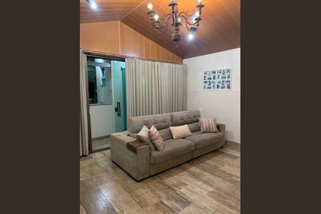Apartamento à venda com 190m², 3 quartos e 1 vaga Apartamento à venda com 190m², 3 quartos e 1 vagaSala