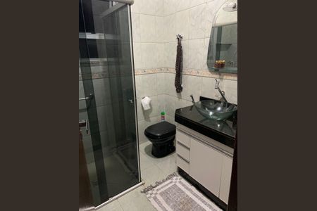 Apartamento à venda com 190m², 3 quartos e 1 vaga Apartamento à venda com 190m², 3 quartos e 1 vagaBanheiro 1