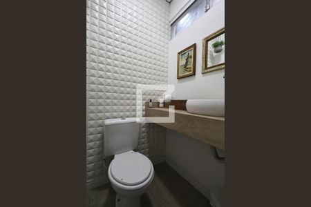 Casa à venda com 264m², 5 quartos e 4 vagasLavabo