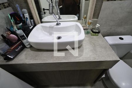 Casa à venda com 264m², 5 quartos e 4 vagasBanheiro da Suíte 1 - Casa 2