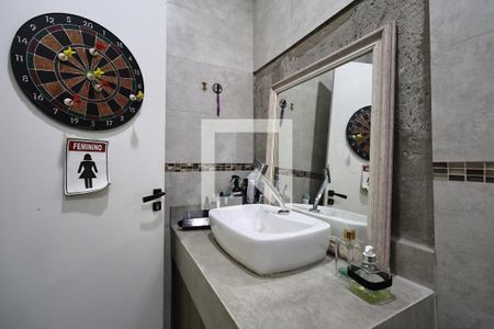 Casa à venda com 264m², 5 quartos e 4 vagasBanheiro da Suíte 1 - Casa 2