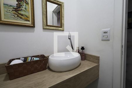 Casa à venda com 264m², 5 quartos e 4 vagasLavabo