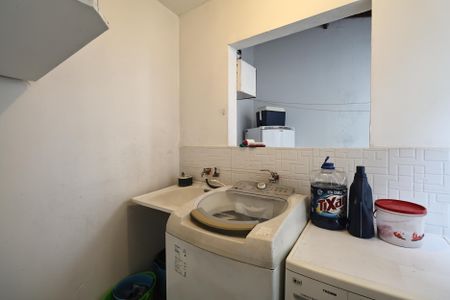 Casa à venda com 264m², 5 quartos e 4 vagasLavanderia - Casa1