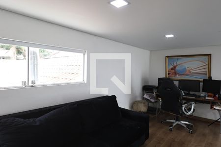 Casa à venda com 264m², 5 quartos e 4 vagasEscritório