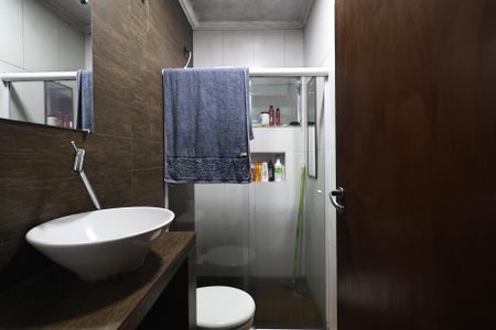 Casa à venda com 264m², 5 quartos e 4 vagasBanheiro - Casa1