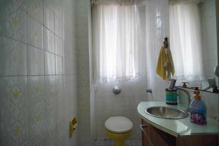 Apartamento para alugar com 122m², 3 quartos e 1 vagaLavabo