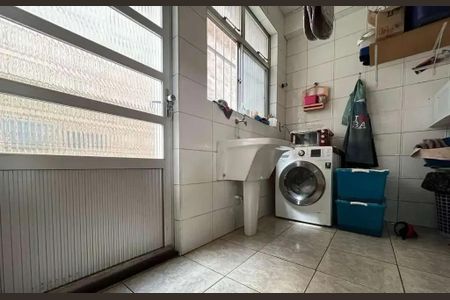 Área de Serviço de casa para alugar com 5 quartos, 396m² em Buritis, Belo Horizonte