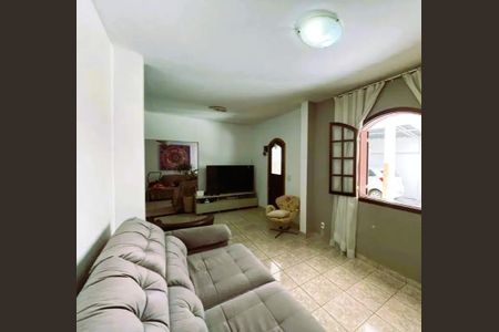 Sala de casa para alugar com 5 quartos, 396m² em Buritis, Belo Horizonte