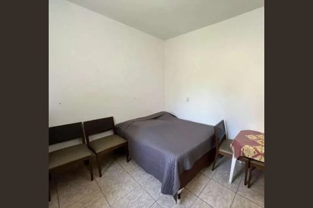 Quarto de casa para alugar com 5 quartos, 396m² em Buritis, Belo Horizonte