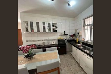 Cozinha de casa para alugar com 5 quartos, 396m² em Buritis, Belo Horizonte
