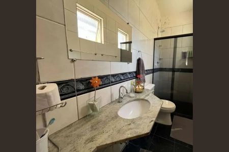 Banheiro de casa para alugar com 5 quartos, 396m² em Buritis, Belo Horizonte