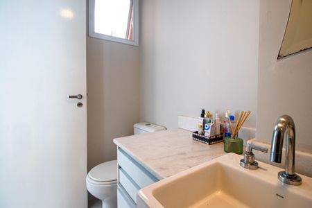 Apartamento à venda com 66m², 2 quartos e 1 vaga Apartamento à venda com 66m², 2 quartos e 1 vagaBanheiro