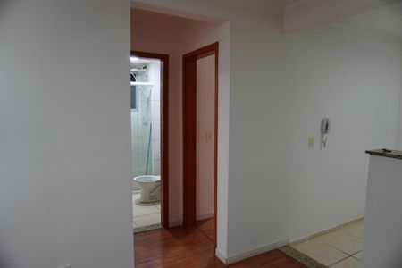 Apartamento para alugar com 47m², 2 quartos e 2 vagasSala