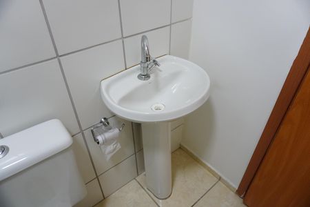 Apartamento para alugar com 47m², 2 quartos e 2 vagasBanheiro