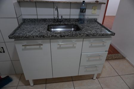 Apartamento para alugar com 47m², 2 quartos e 2 vagasCozinha e Área de Serviço