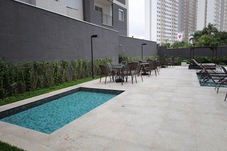 Apartamento à venda com 35m², 2 quartos e sem vagaÁrea comum