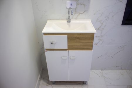 Casa para alugar com 70m², 2 quartos e 2 vagasBanheiro Suite