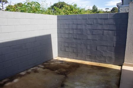 Casa para alugar com 70m², 2 quartos e 2 vagasChurrasqueira/Quintal dos fundos