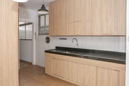 Apartamento à venda com 69m², 2 quartos e sem vagaCozinha