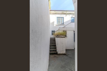 Casa à venda com 600m², 5 quartos e 8 vagasEdícula