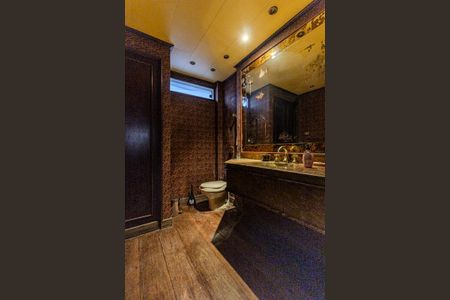 Casa à venda com 600m², 5 quartos e 8 vagasLavabo