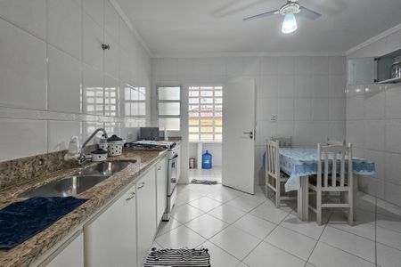 Apartamento para alugar com 94m², 3 quartos e sem vagaCozinha