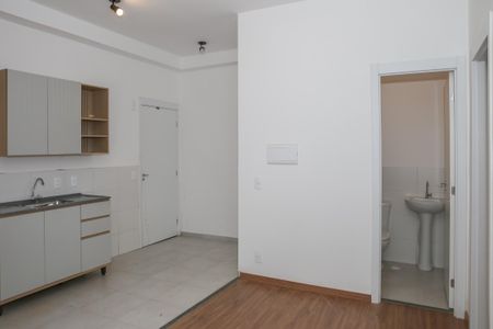 Apartamento à venda com 40m², 2 quartos e sem vaga Apartamento à venda com 40m², 2 quartos e sem vagaSala