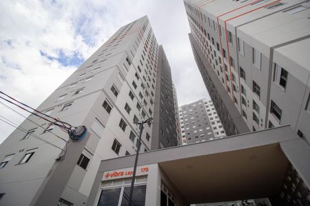 Apartamento à venda com 40m², 2 quartos e sem vaga Apartamento à venda com 40m², 2 quartos e sem vagaFachada