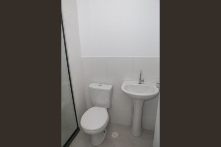 Apartamento à venda com 40m², 2 quartos e sem vaga Apartamento à venda com 40m², 2 quartos e sem vagaBanheiro