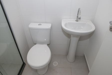 Apartamento à venda com 40m², 2 quartos e sem vaga Apartamento à venda com 40m², 2 quartos e sem vagaBanheiro