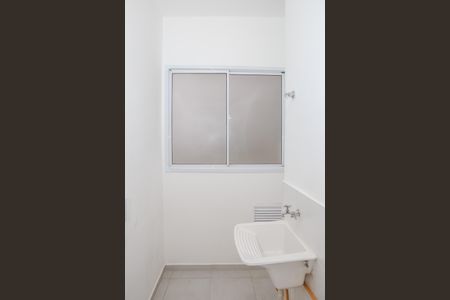 Apartamento à venda com 40m², 2 quartos e sem vaga Apartamento à venda com 40m², 2 quartos e sem vagaCozinha e Área de Serviço