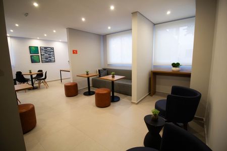 Apartamento à venda com 40m², 2 quartos e sem vaga Apartamento à venda com 40m², 2 quartos e sem vagaÁrea comum - Salão de Festas