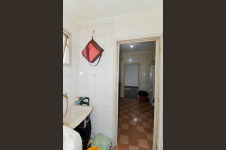 Apartamento à venda com 70m², 2 quartos e 1 vagaÁrea de Serviço