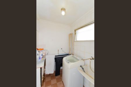 Apartamento à venda com 70m², 2 quartos e 1 vagaÁrea de Serviço